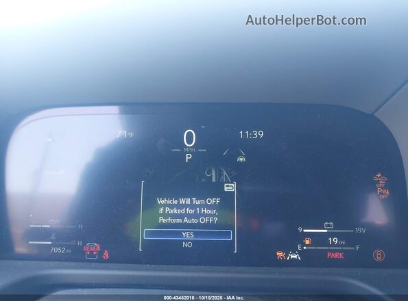 JTJVBCDX3S5037975 2025 LEXUS GX 550 Gray Widok tylnych siedzeń
