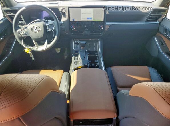 JTJVBCDX7R5019294 2024 LEXUS GX White Առջևի վահանակի տեսք