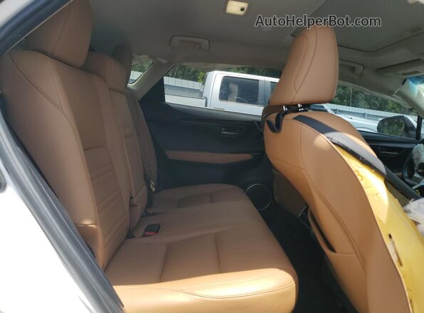 JTJYARBZ3G2033487 2016 LEXUS NX White Вид задньої частини салону