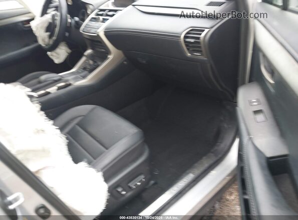 JTJYARBZ5G2029862 2016 LEXUS NX 200T Silver Widok wnętrza z przodu