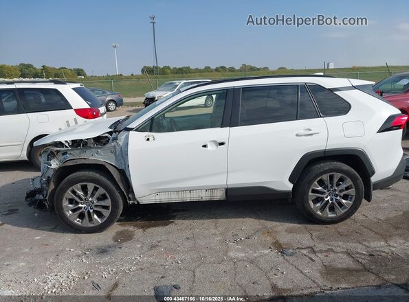 JTMA1RFV8LD057553 2020 TOYOTA LE White 