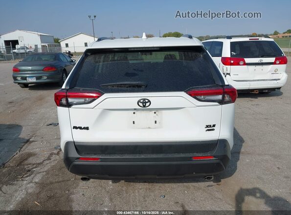 JTMA1RFV8LD057553 2020 TOYOTA LE White 