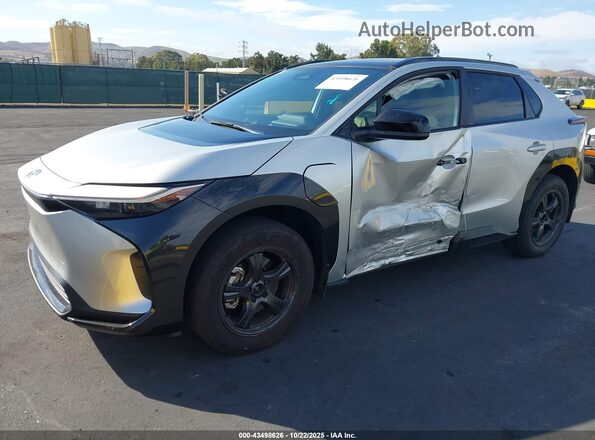 JTMAAAAA2RA053272 2024 TOYOTA LE Silver Передня ліва чверть