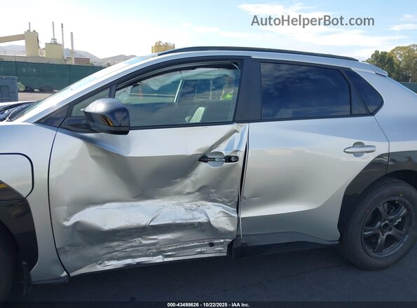 JTMAAAAA2RA053272 2024 TOYOTA LE Silver Панорамний вид салону 360°