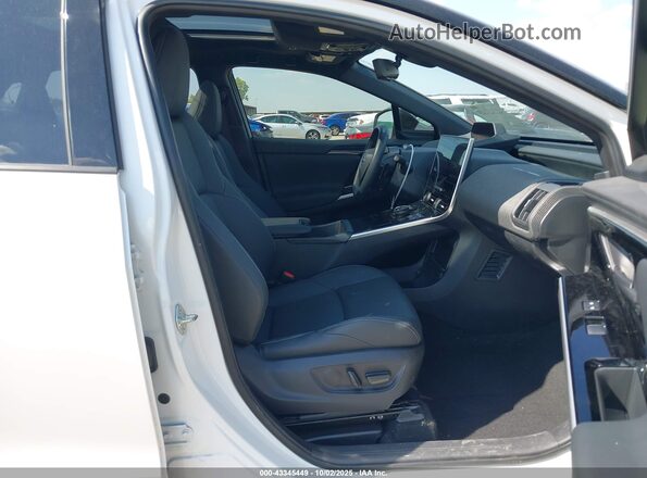 JTMABABA9RA060036 2024 SUBARU SOLTERRA White Vista interior delantera