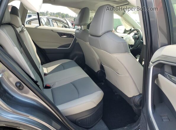 JTMB6RFV7PD100937 2023 TOYOTA LE Gray Widok wnętrza z tyłu