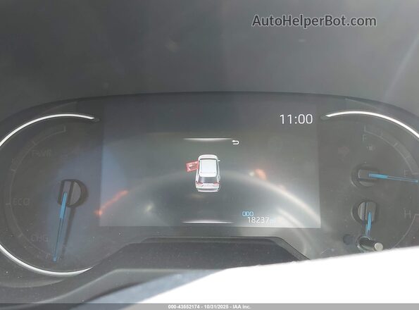 JTMB6RFV7RD550381 2024 TOYOTA LE White Vista de los asientos traseros