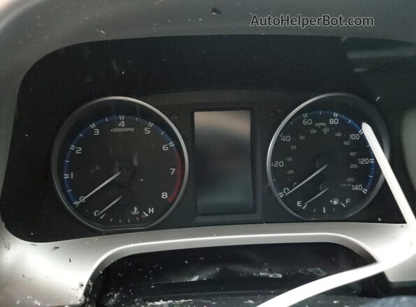JTMBFREV1JJ220405 2018 TOYOTA LE White Instrument cluster view