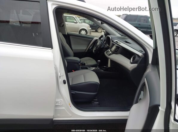 JTMDJREV5JD232160 2018 TOYOTA LIMITED White 