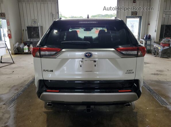 JTME6RFV5ND527446 2022 TOYOTA RAV4 White Vista trasera
