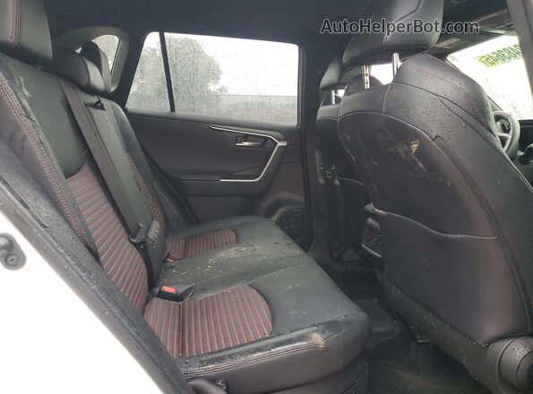 JTMEB3FVXMD057194 2021 TOYOTA RAV4 White უკანა სალონის ხედი