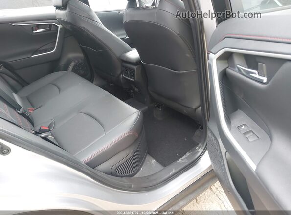 JTMFB3FV2RD206869 2024 TOYOTA RAV4 PRIME Gray Vista de la etiqueta del VIN