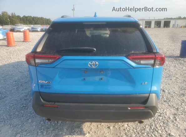 JTMH1RFV1LD057117 2020 TOYOTA LE Blue Вид ззаду