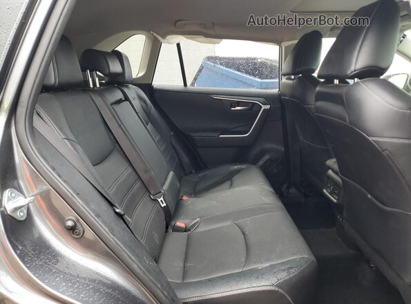 JTMN1RFV8MD078342 2021 TOYOTA LIMITED Gray Vista interior trasera