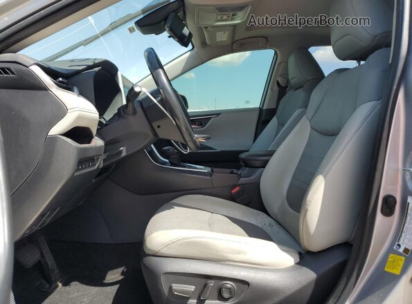 JTMY1RFV9KD514657 2019 TOYOTA LIMITED Silver Սալոնի դիմացի տեսք