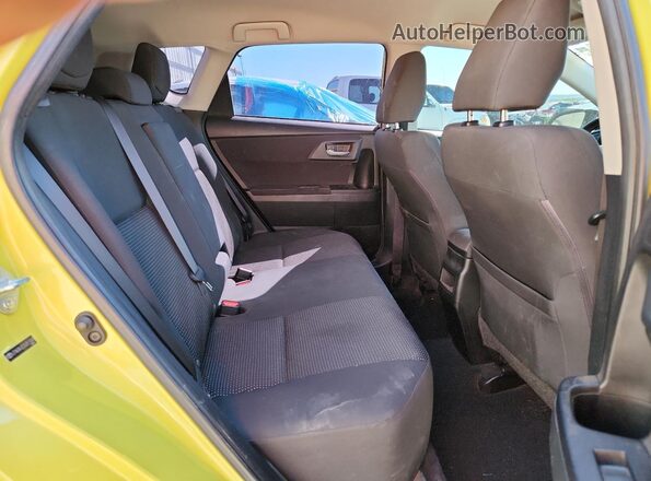 JTNKARJE2GJ511049 2016 TOYOTA SCION Yellow Вид задніх сидінь