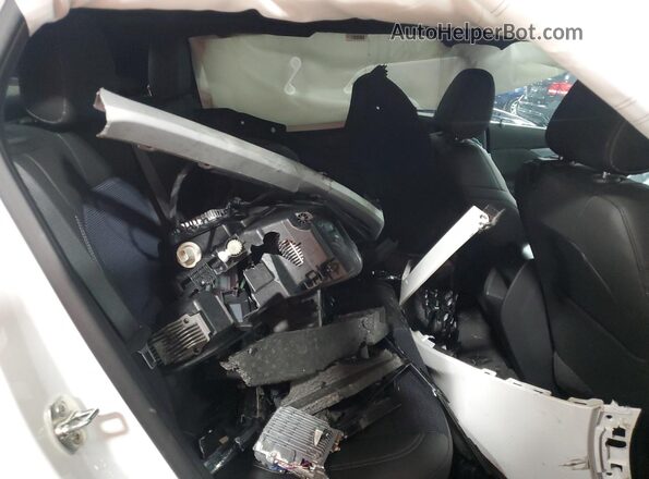 KL47LAE2XRB057856 2024 BUICK OTHER White Widok tylnych siedzeń