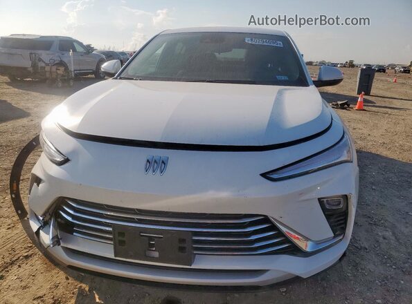 KL47LAEP0SB183239 2025 BUICK OTHER White Front view