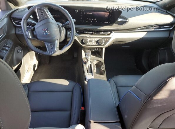 KL47LBEP5SB039174 2025 BUICK OTHER Blue Vista del salpicadero
