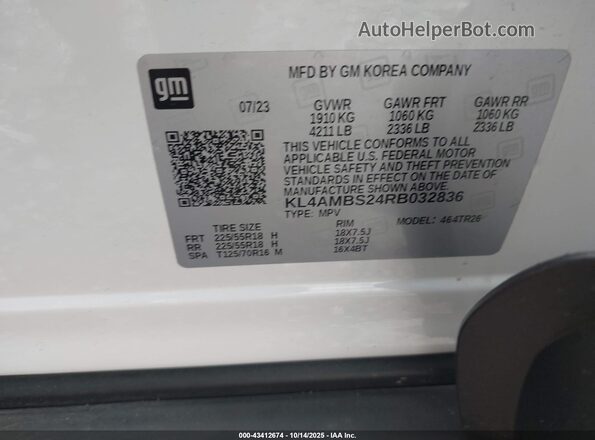 KL4AMBS24RB032836 2024 BUICK ENCORE White Widok komory silnika