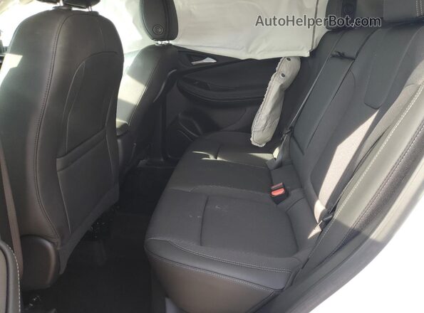 KL4AMCSL5RB010598 2024 BUICK ENCORE White Vista interior trasera