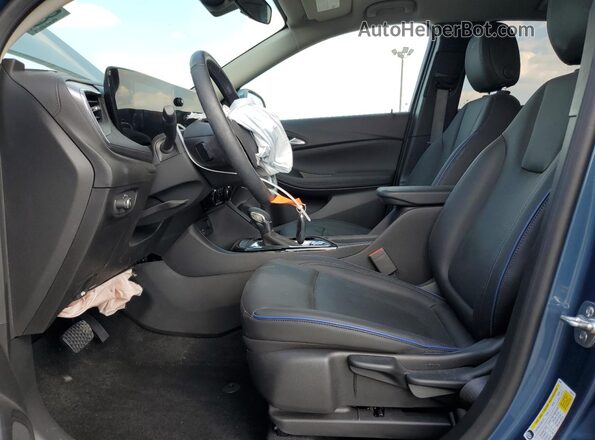 KL4AMESL5SB043408 2025 BUICK ENCORE Blue Front interior view