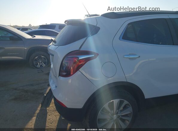 KL4CJASBXLB024811 2020 BUICK ENCORE White Front view