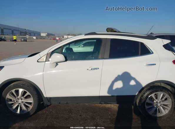 KL4CJASBXLB024811 2020 BUICK ENCORE White 360 interior view