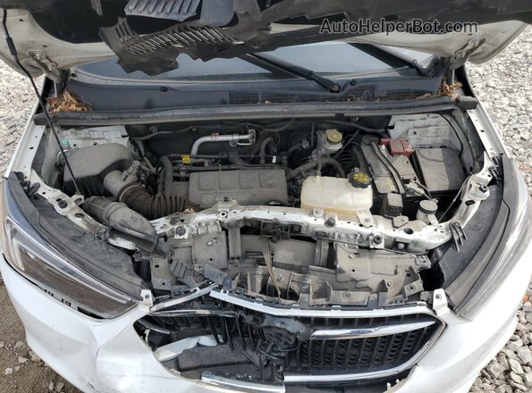 KL4CJESBXLB013329 2020 BUICK ENCORE White Engine compartment view