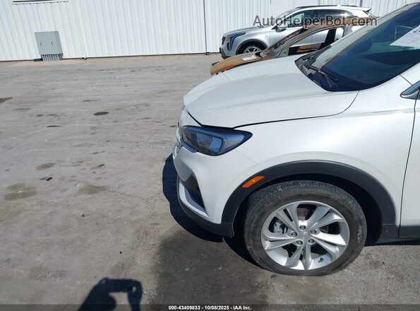 KL4MMBS23PB150919 2023 BUICK ENCORE Белый Вид спереди