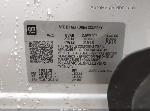 KL4MMCSL8PB137002 2023 BUICK ENCORE White Вид підкапотного простору