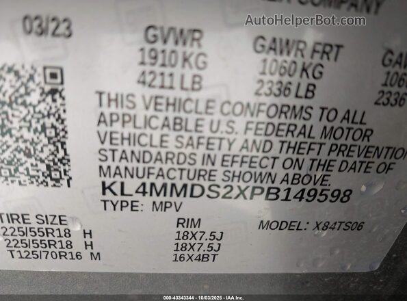 KL4MMDS2XPB149598 2023 BUICK ENCORE Gray Widok komory silnika