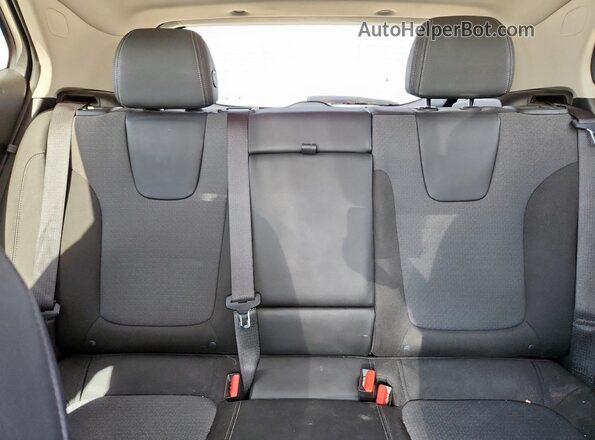 KL4MMDSL4NB049549 2022 BUICK ENCORE Серый Вид задних сидений