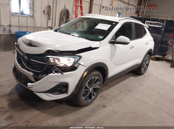 KL4MMESL5MB074870 2021 BUICK ENCORE Белый Передняя левая четверть