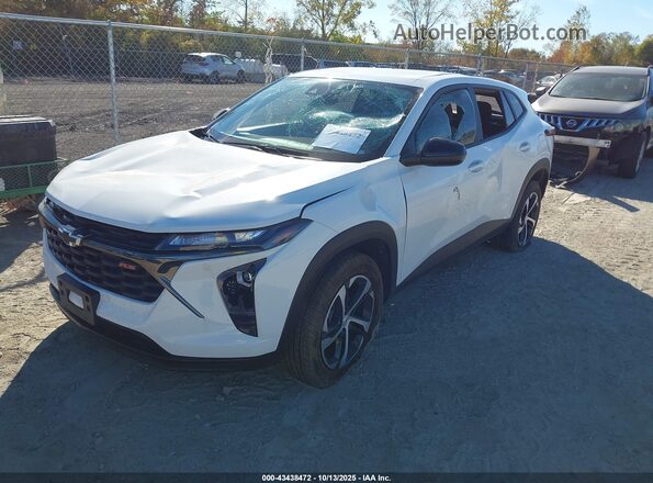 KL77LGE20RC073791 2024 CHEVROLET TRAX White Front left