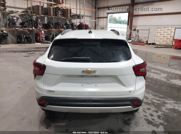 KL77LHE27RC204995 2024 CHEVROLET TRAX White 