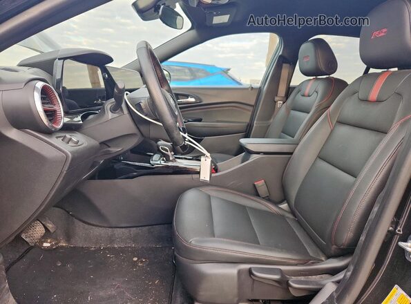 KL77LJEP1SC207836 2025 CHEVROLET TRAX Black წინა სალონის ხედი