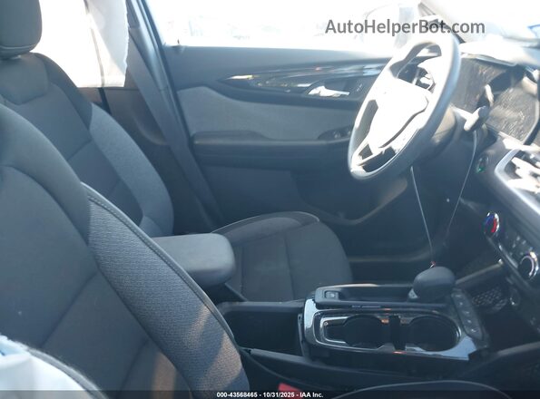 KL79MMSL7RB136263 2024 CHEVROLET TRAILBLAZER Gray Вид салону спереду