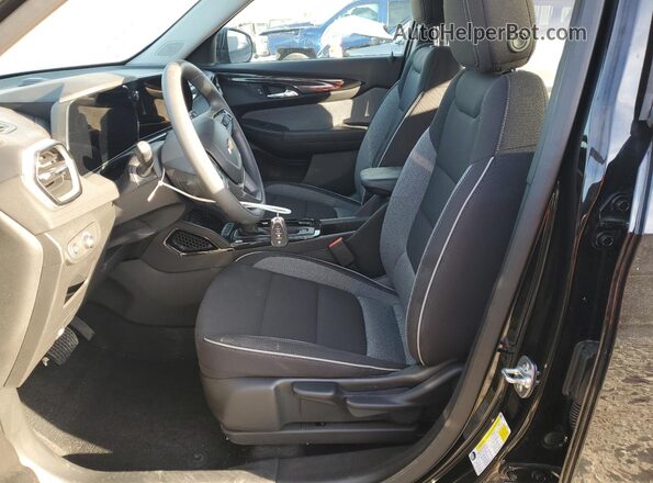 KL79MRSL5SB156529 2025 CHEVROLET TRAILBLAZER Черный Вид салона спереди