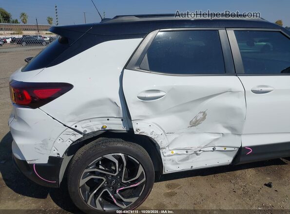 KL79MUSL4RB067015 2024 CHEVROLET TRAILBLAZER White Vista frontal