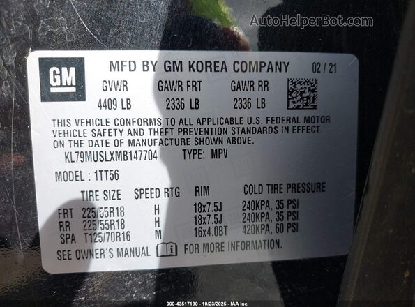 KL79MUSLXMB147704 2021 CHEVROLET TRAILBLAZER Black Engine compartment view