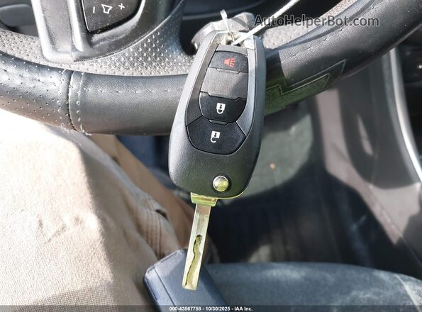 KL7CJKSB1MB303963 2021 CHEVROLET TRAX Серебряный 