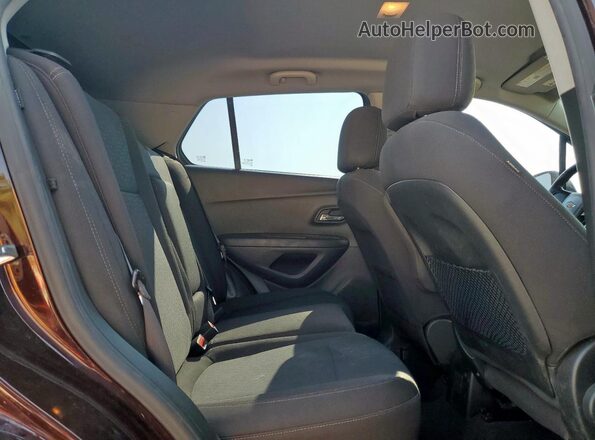 KL7CJKSB2LB350157 2020 CHEVROLET TRAX Burgundy Vista interior trasera