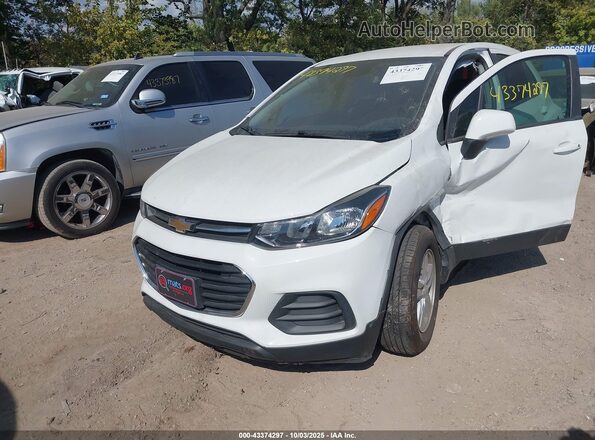 KL7CJKSB3LB322528 2020 CHEVROLET TRAX Белый Передняя левая четверть