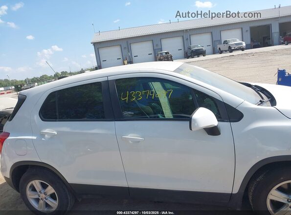 KL7CJKSB3LB322528 2020 CHEVROLET TRAX Белый Вид задней части салона
