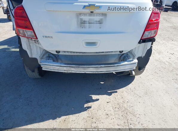 KL7CJKSB5MB322113 2021 CHEVROLET TRAX White Widok z przodu