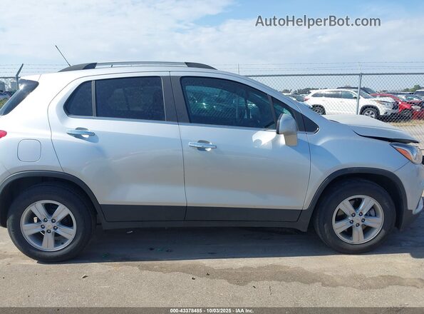 KL7CJLSB1LB010469 2020 CHEVROLET TRAX Silver Vista interior de 360 grados