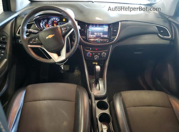 KL7CJLSB1LB338023 2020 CHEVROLET TRAX Blue Առջևի վահանակի տեսք