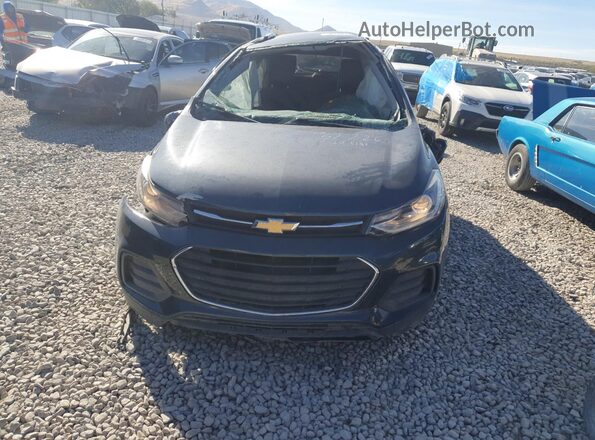 KL7CJLSB4MB327261 2021 CHEVROLET TRAX Gray Вид спереду