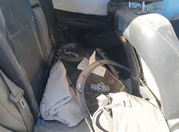 KL7CJLSB4MB327261 2021 CHEVROLET TRAX Gray Вид задньої частини салону